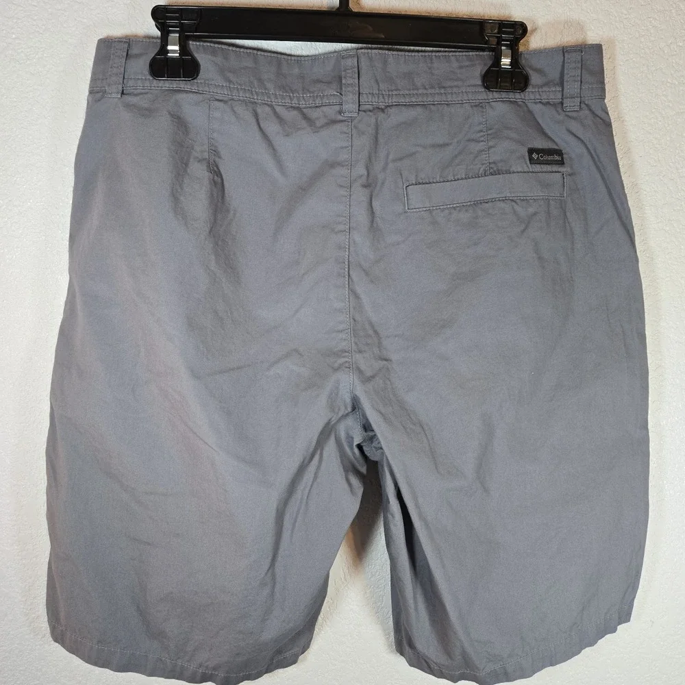 Columbia Sportswear Men's Gray Chino Golf Shorts Size‎ 32W 10